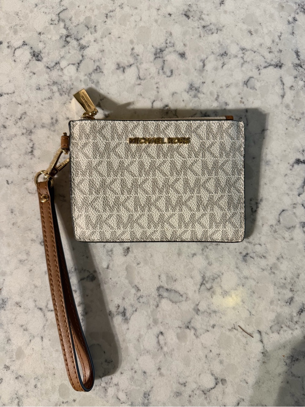 Michael Kors Signature Wristlet in Vanilla/Acorn